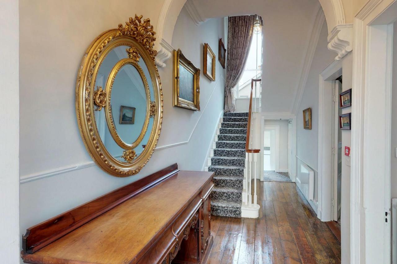 فندق كوركفي  The Townhouse المظهر الخارجي الصورة